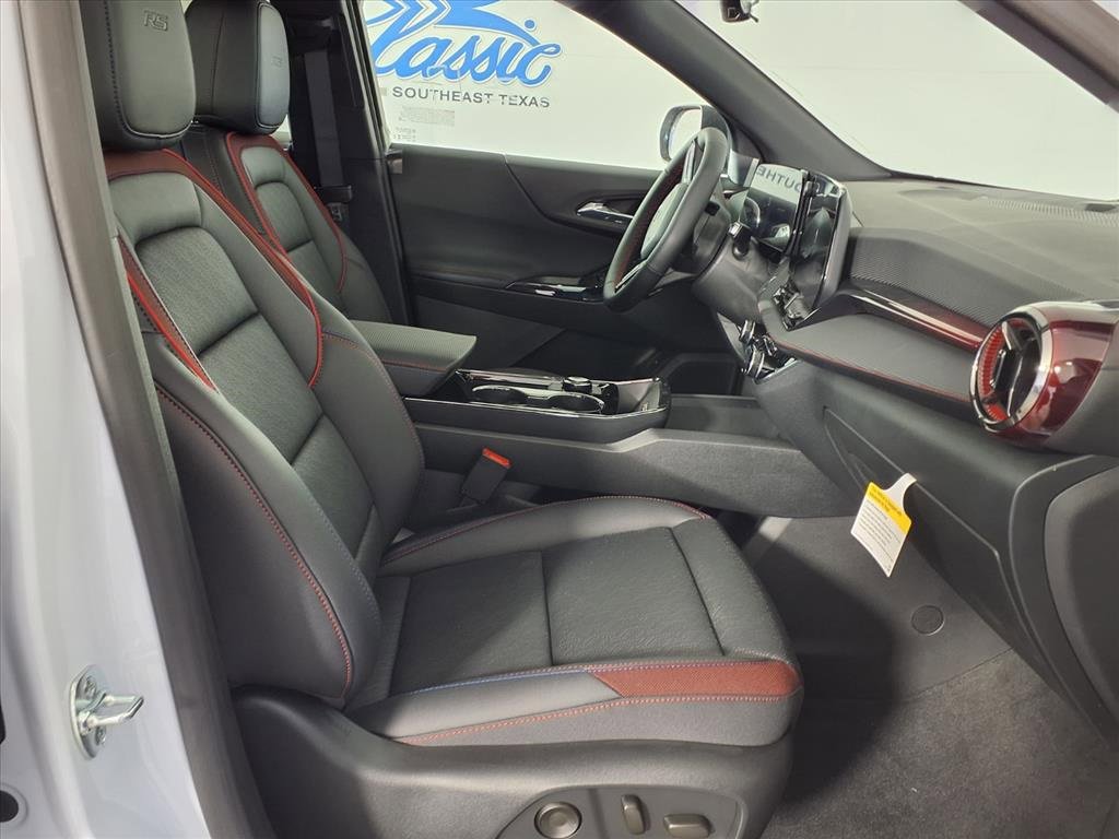 2026 Chevrolet Equinox RS photo 4