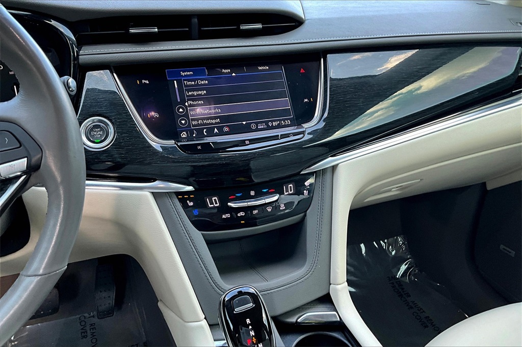 2020 Cadillac XT6 Premium Luxury photo 9