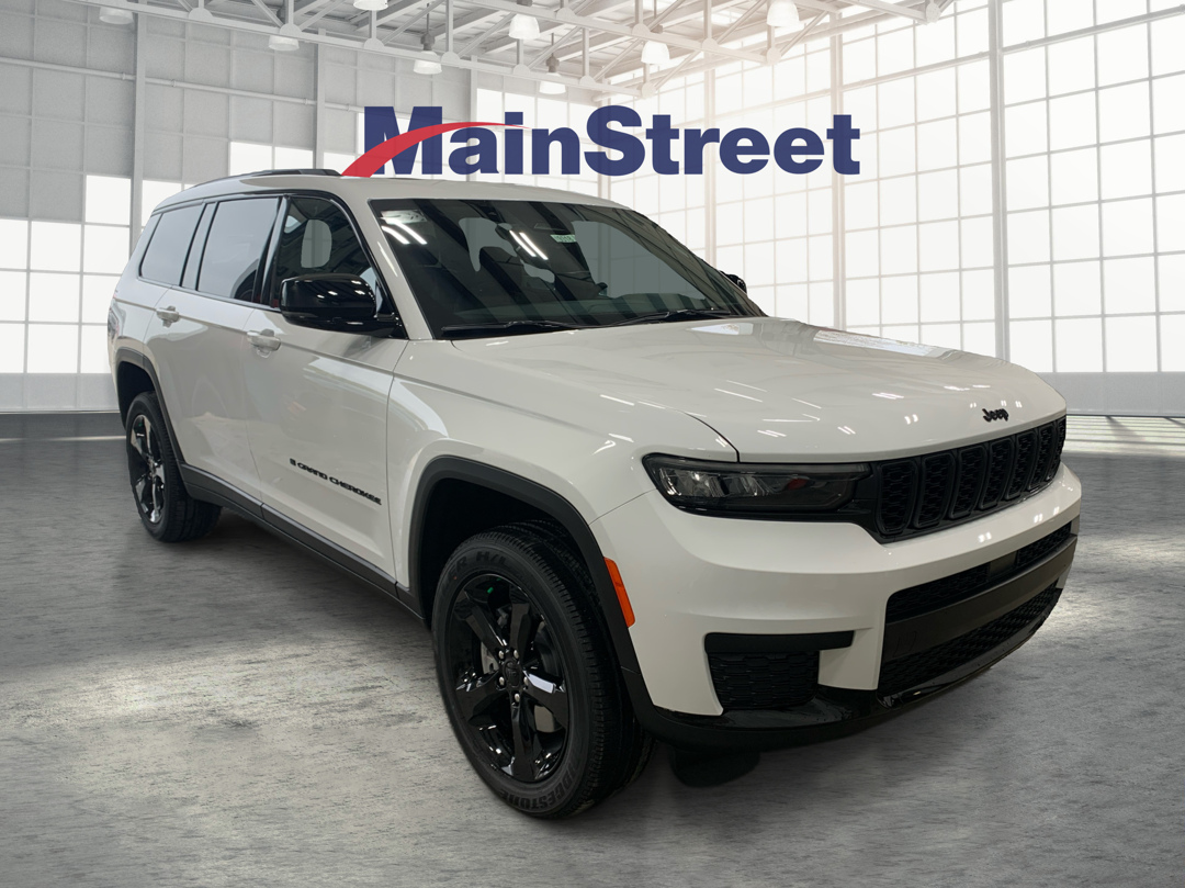 2025 Jeep Grand Cherokee Altitude photo 6