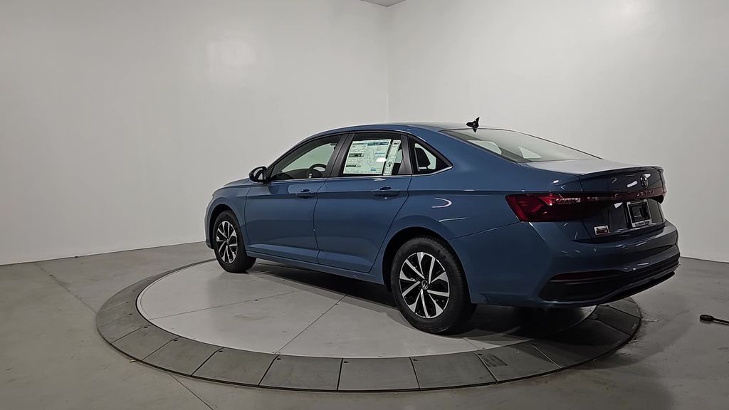 2026 Volkswagen Jetta 1.5T S photo 2