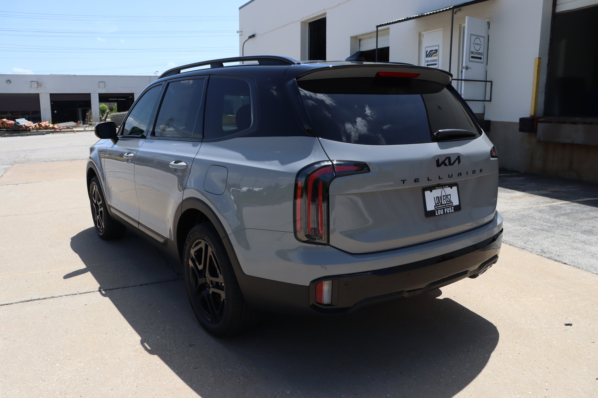 2025 Kia Telluride EX X-Line photo 2