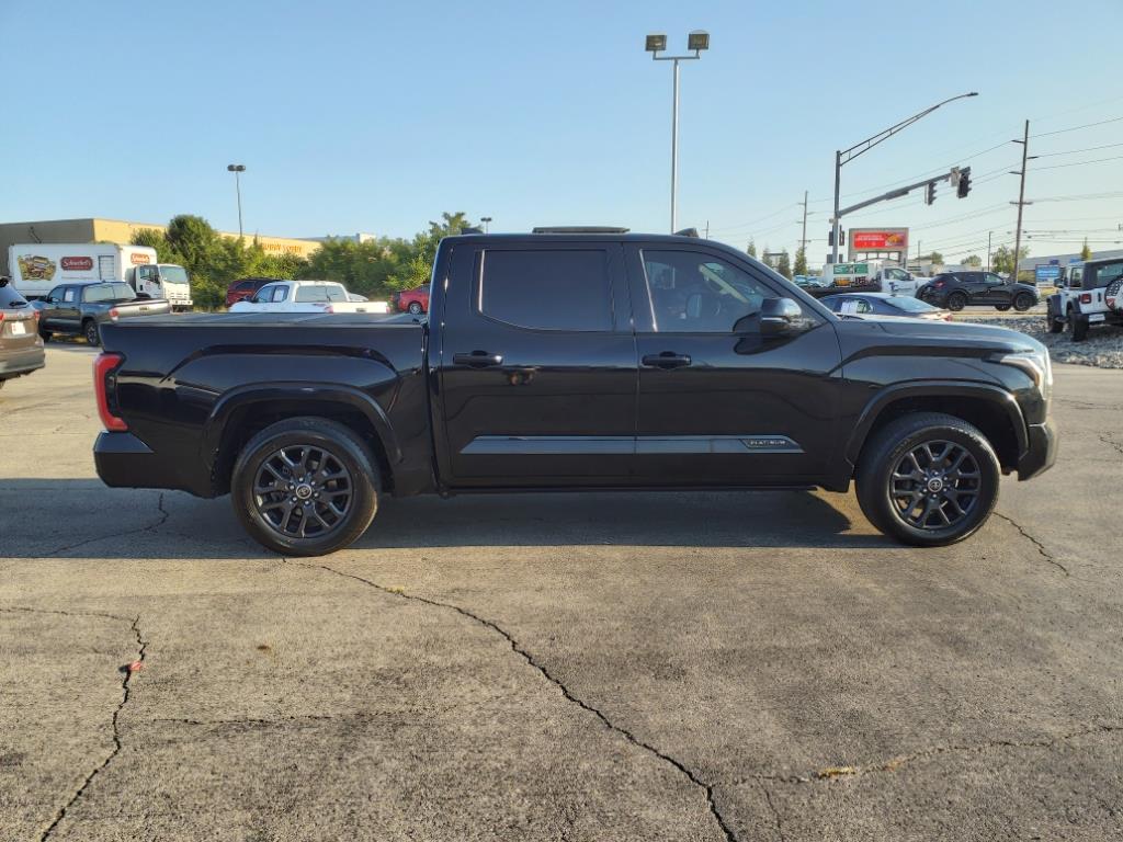 2022 Toyota Tundra Platinum photo 2