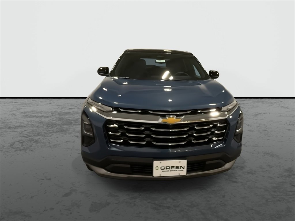 2026 Chevrolet Equinox LT photo 2