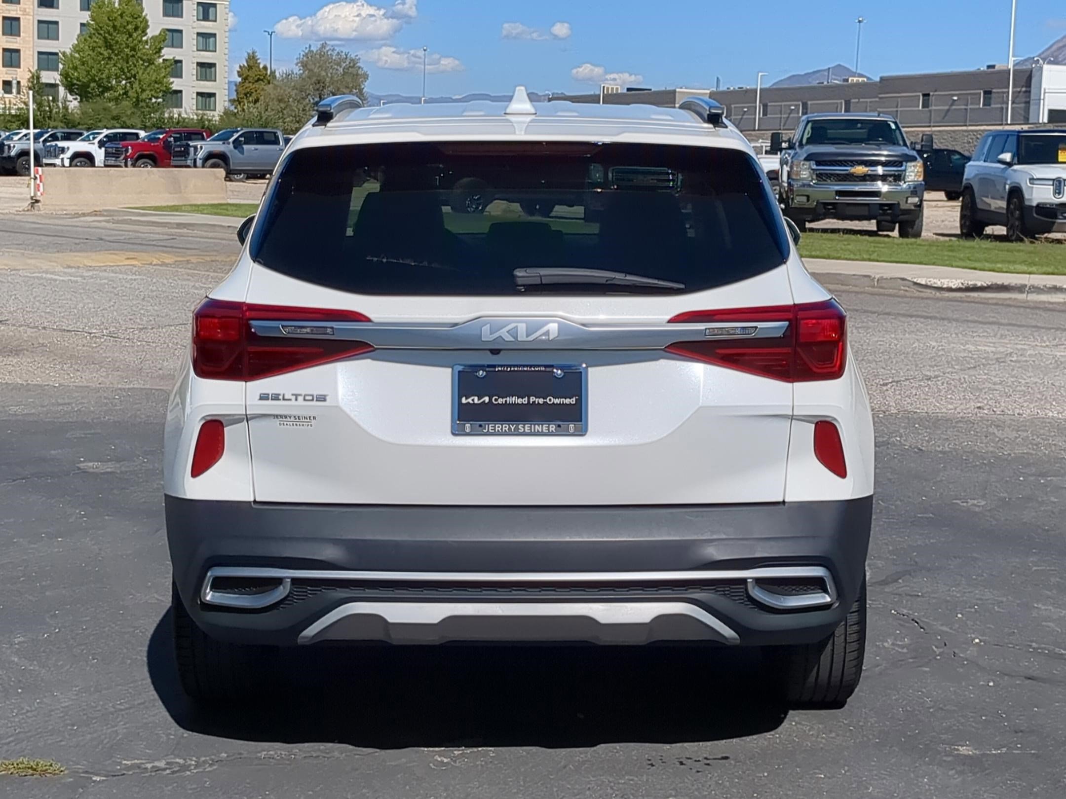 2022 Kia Seltos EX photo 3