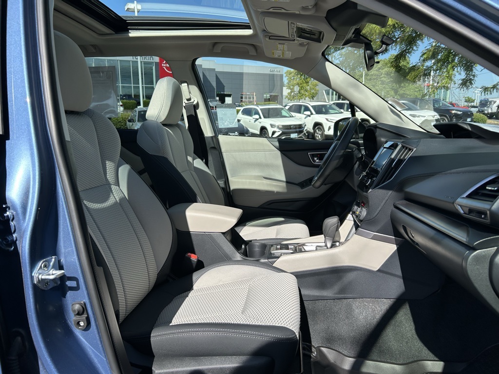 2023 Subaru Forester Premium photo 26