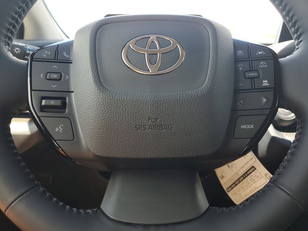 2026 Toyota Prius XLE photo 17