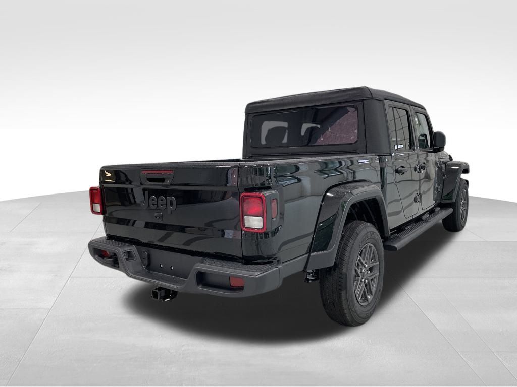 2025 Jeep Gladiator Sport S photo 5