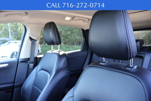 2020 Ford Escape SE Sport Hybrid photo 10