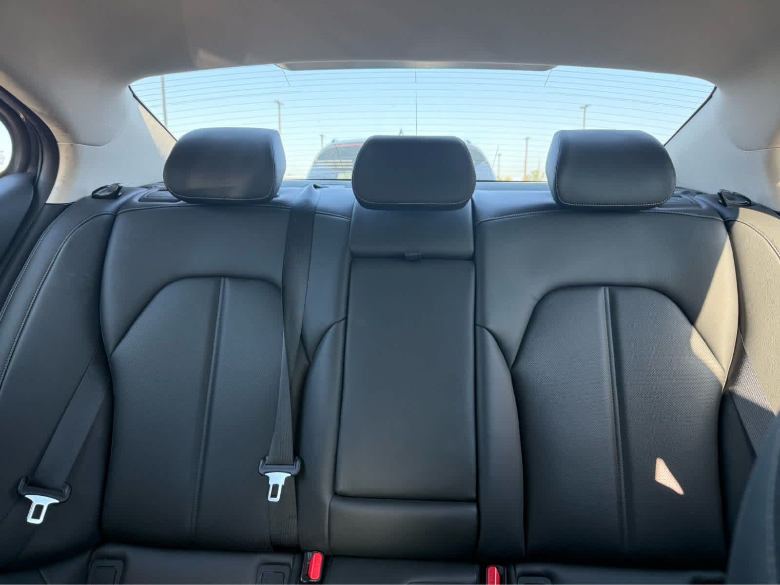 2023 Genesis G70 2.0T photo 8
