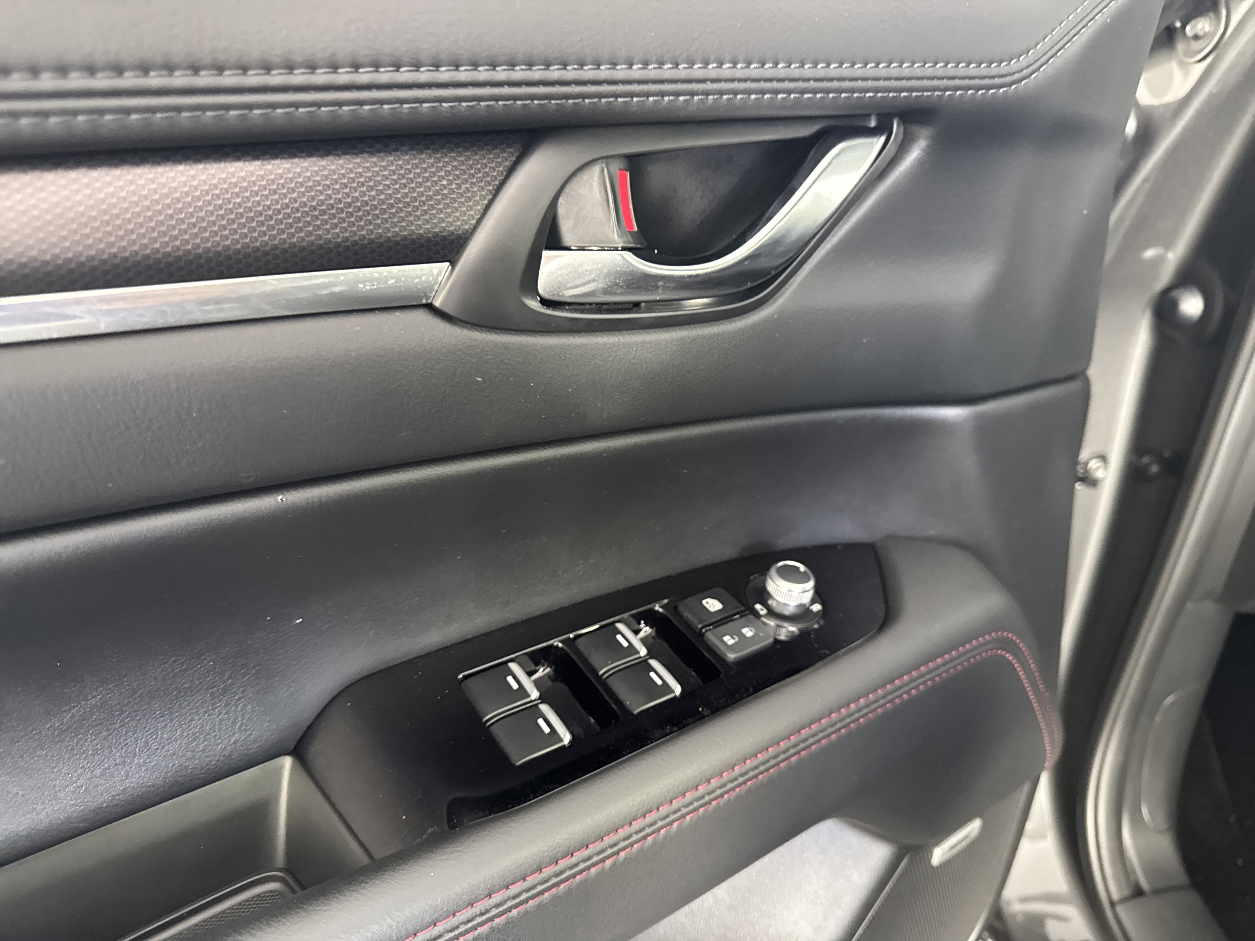 2022 Mazda CX-5 2.5 Turbo photo 3