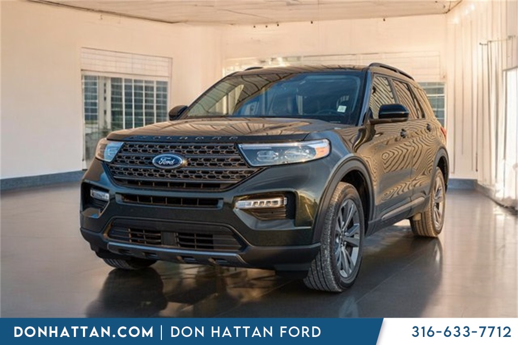 2023 Ford Explorer XLT's photo