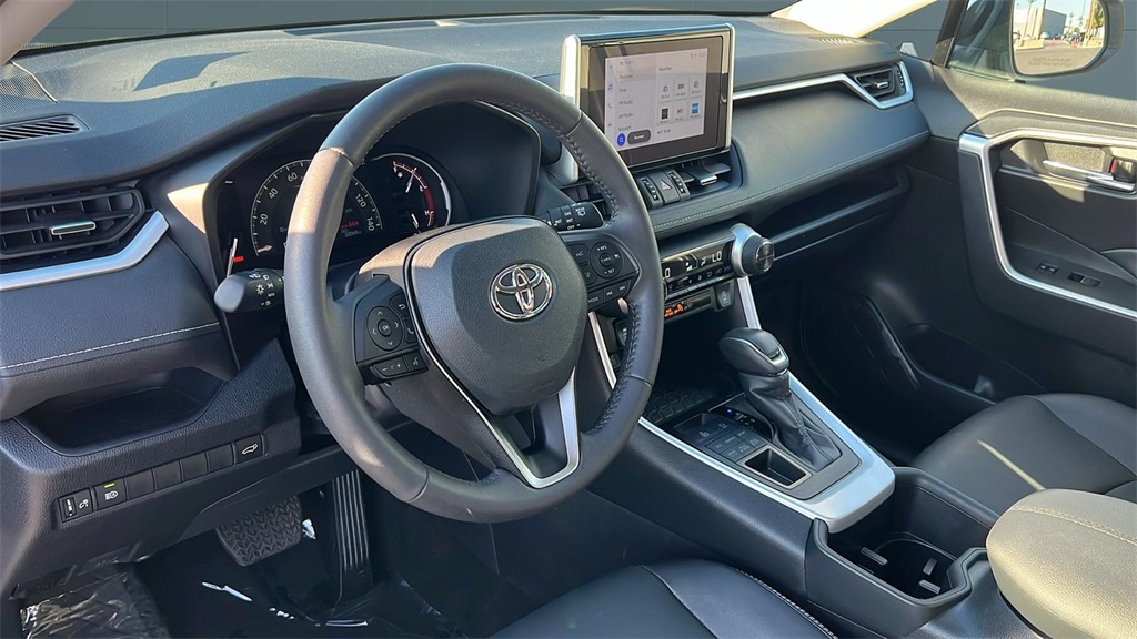 2024 Toyota RAV4 XLE Premium photo 8