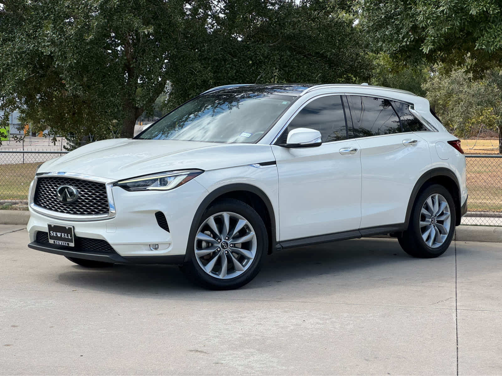 2022 INFINITI QX50 Luxe