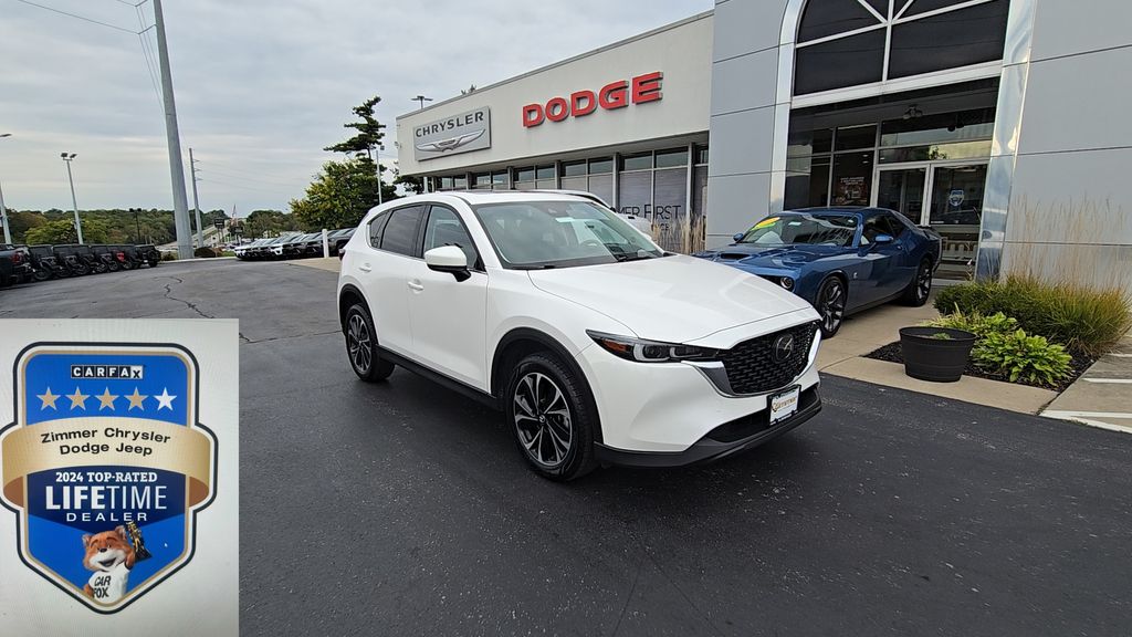 2022 Mazda CX-5 S Premium package's photo