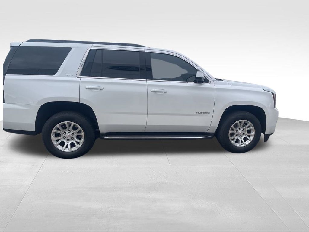 2019 Gmc Yukon SLT photo 11