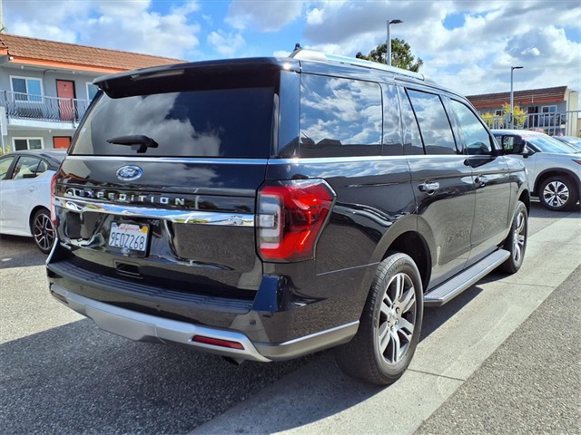 2022 Ford Expedition Limited photo 20