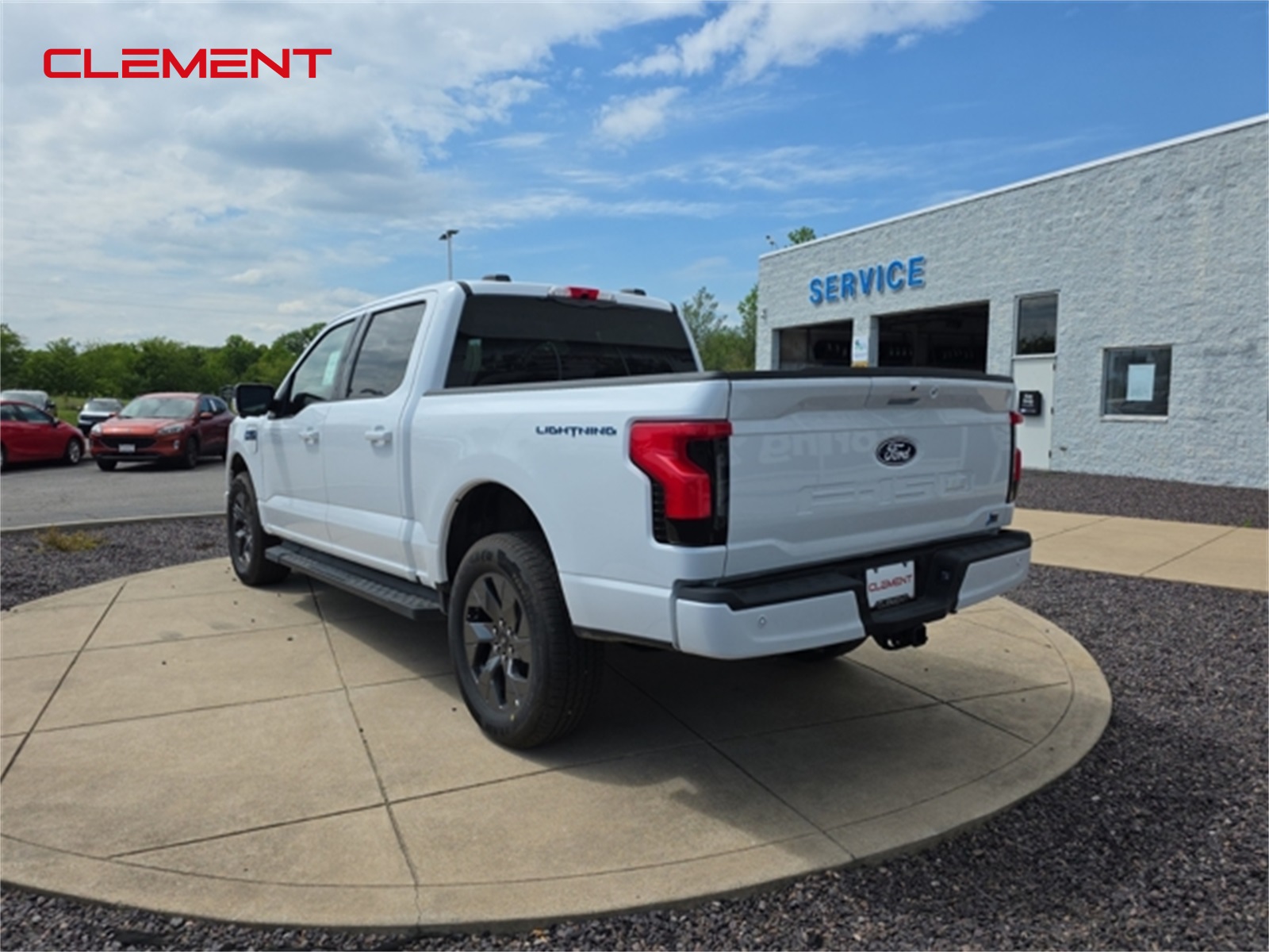 2025 Ford F-150 Lightning photo 5