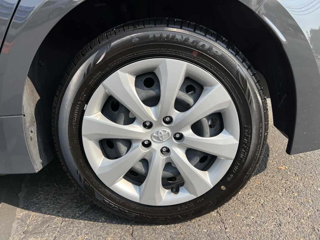 2023 Toyota Corolla LE photo 8