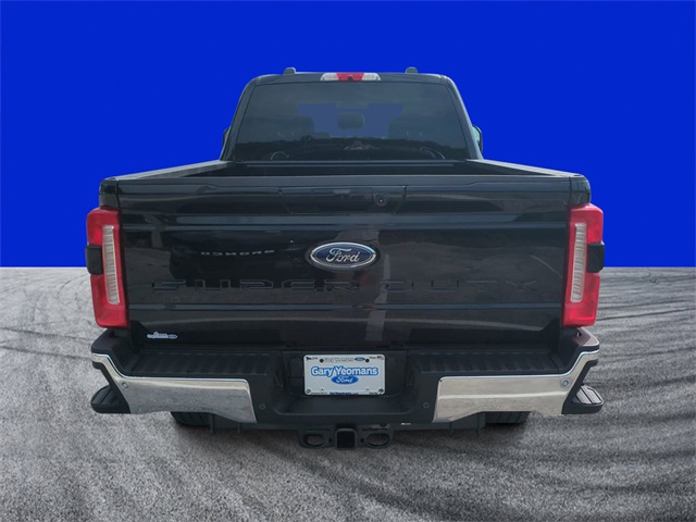 2025 Ford F-350 Lariat photo 4