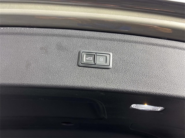 2024 Audi Q5 45 S line Premium photo 9
