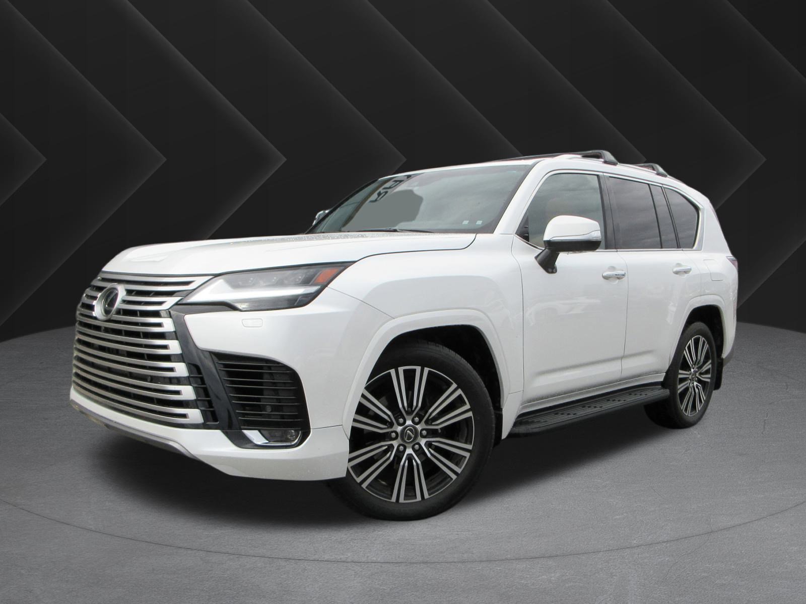 2024 Lexus LX Luxury's photo