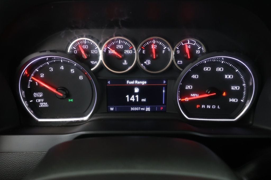 2022 Chevrolet Silverado Custom photo 12