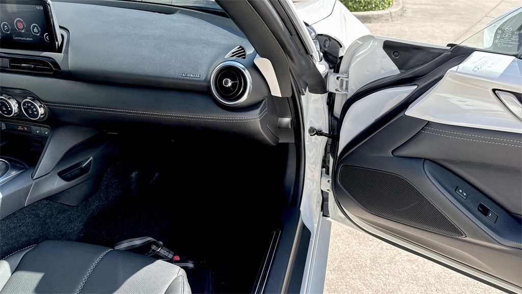 2023 Mazda MX-5 Miata RF Miata Grand Touring photo 17