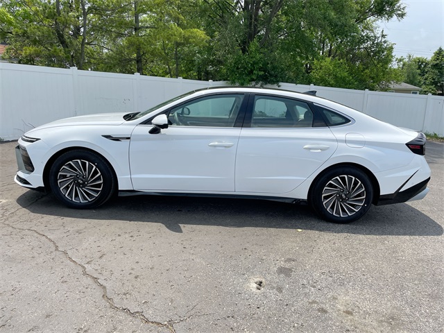 2025 Hyundai Sonata Hybrid Limited photo 25