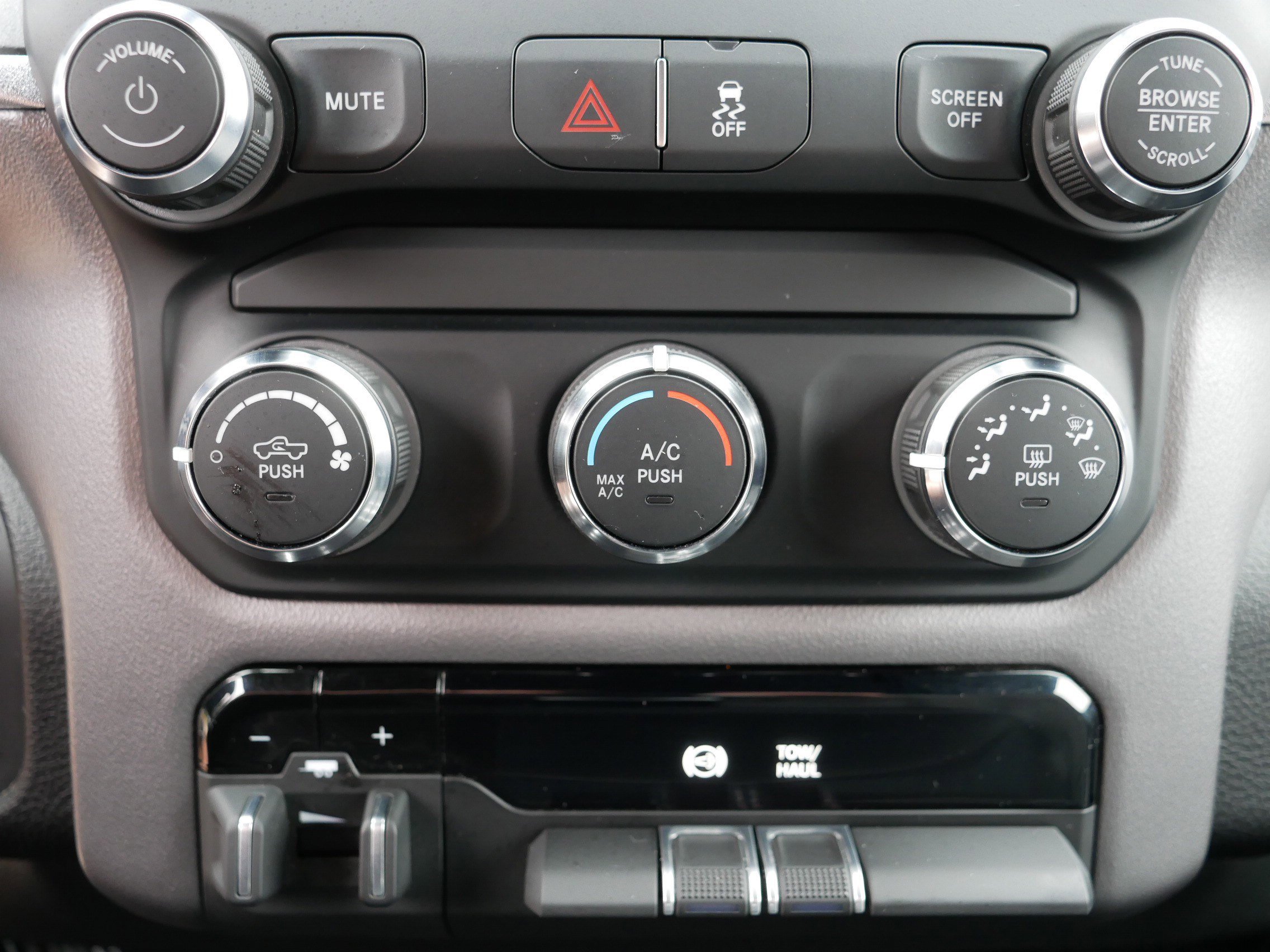 2024 Ram 2500 Big Horn photo 23