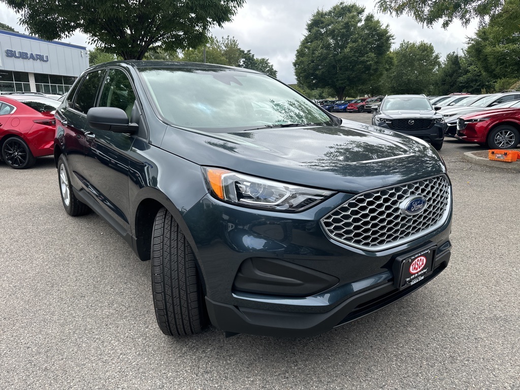 2024 Ford Edge SE photo 7