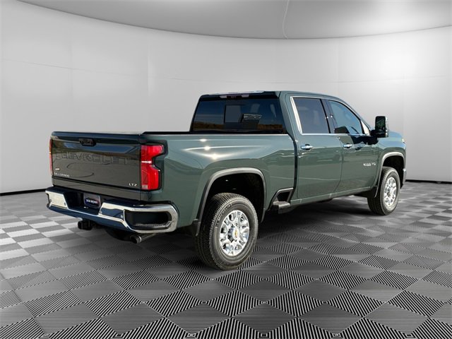 2026 Chevrolet Silverado 2500HD LTZ photo 3