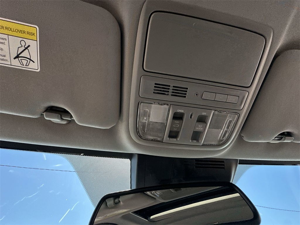 2020 Honda CR-V Hybrid EX-L photo 26