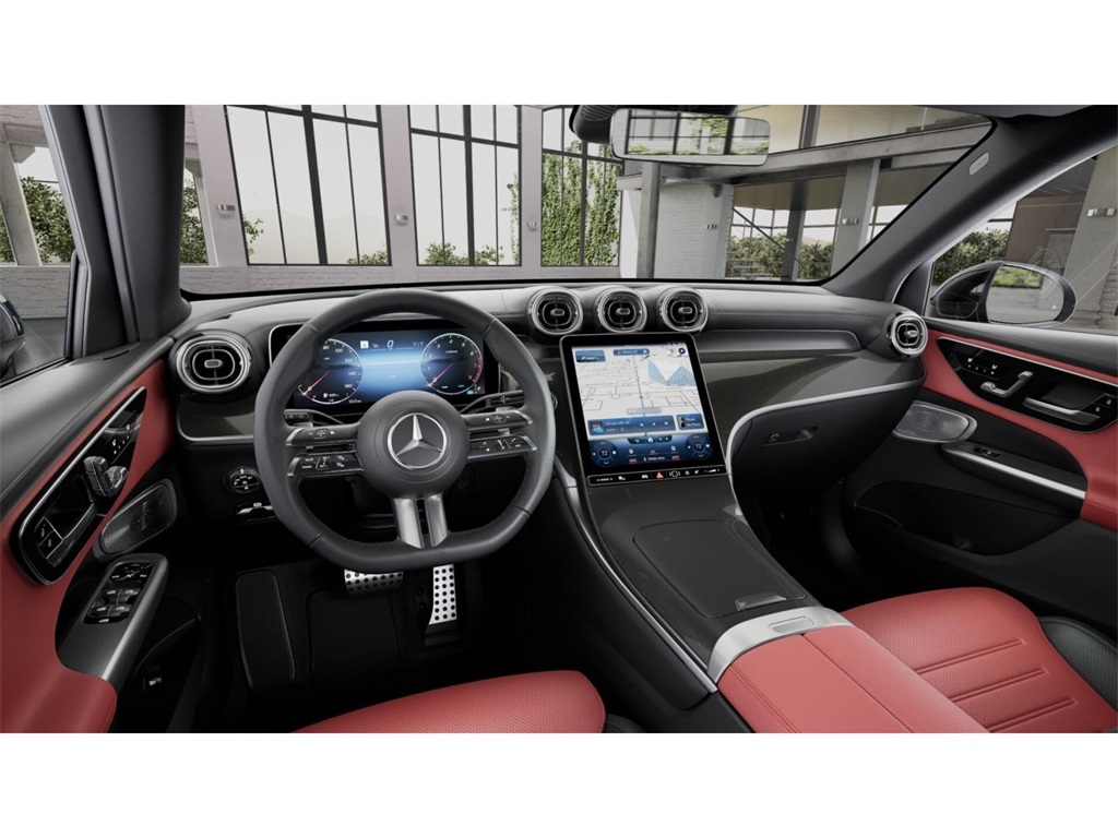 2025 Mercedes Benz GLC 300 4MATIC photo 3