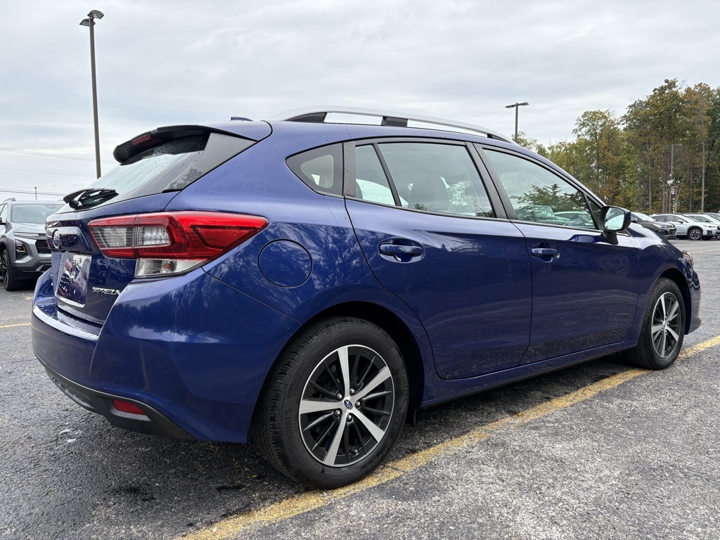2022 Subaru Impreza Premium photo 12