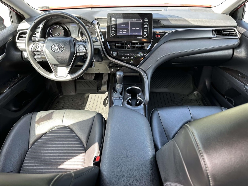 2024 Toyota Camry SE photo 2
