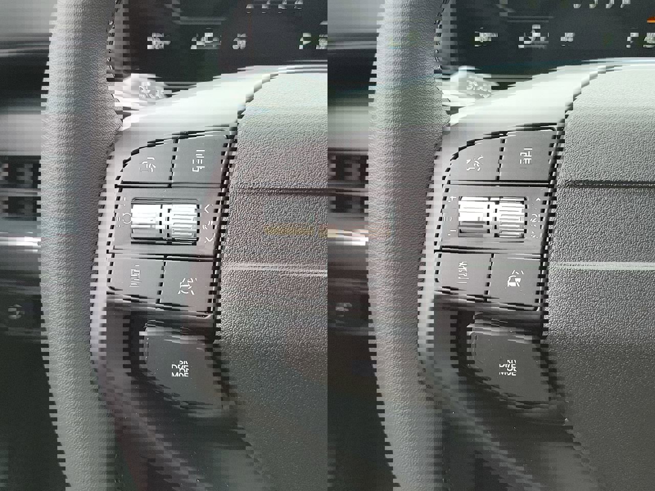 2025 Kia K4 EX photo 21