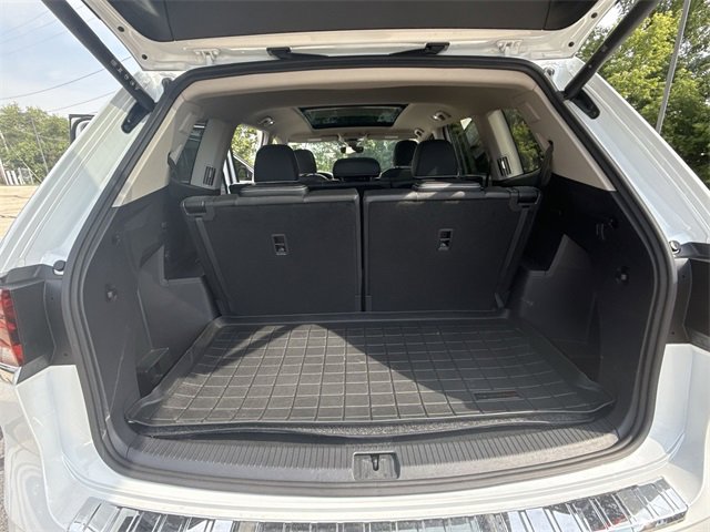 2024 Volkswagen Atlas SEL Premium R-Line photo 16