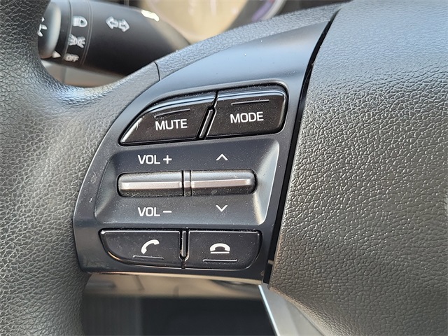 2020 Hyundai Elantra SE photo 21