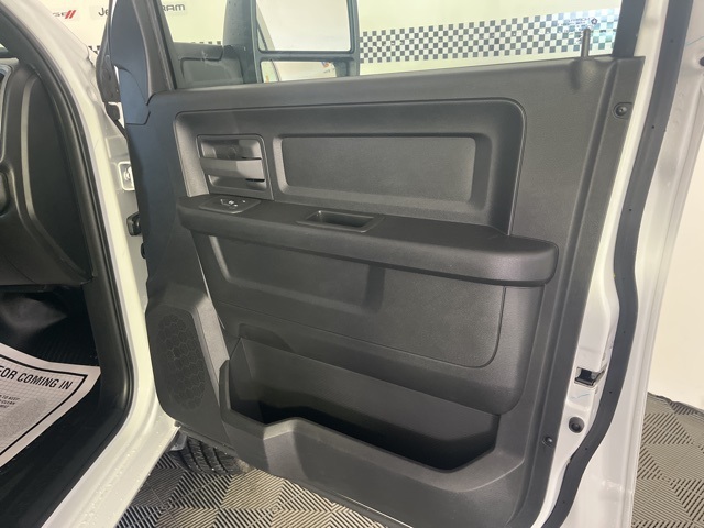 2026 Ram 3500 Tradesman photo 29