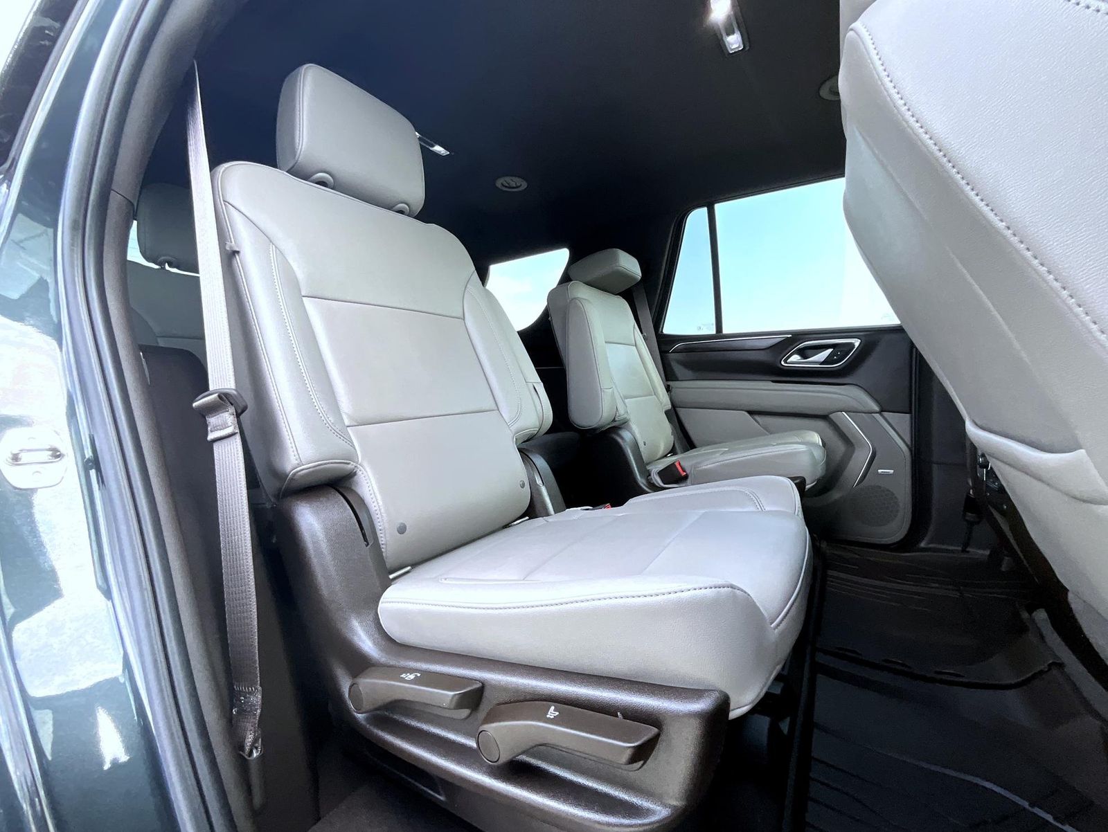 2022 Chevrolet Tahoe Z71 photo 22
