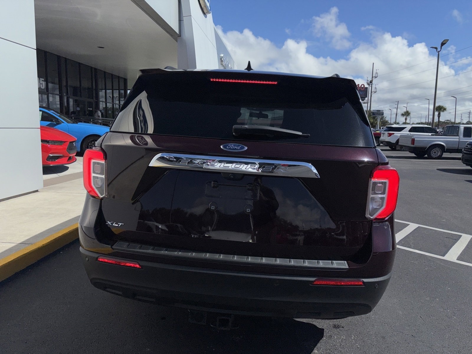 2022 Ford Explorer XLT photo 3
