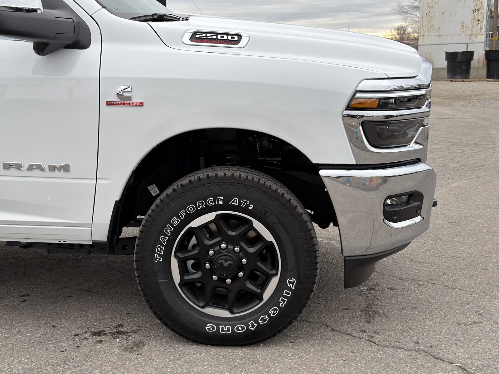 2025 Ram 2500 Laramie photo 4