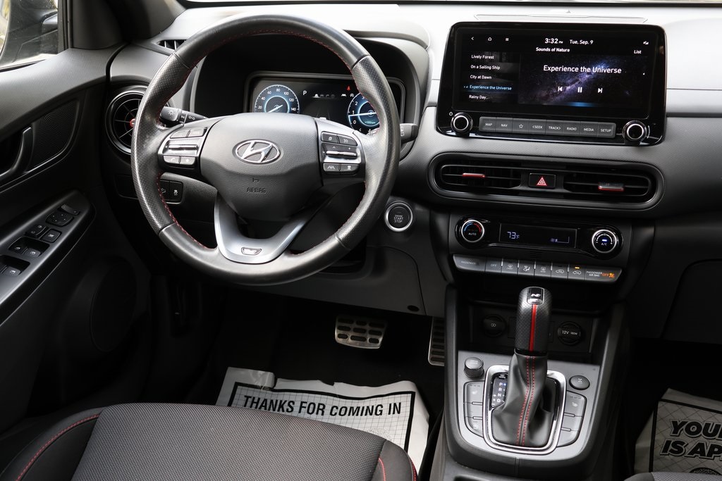 2022 Hyundai Kona SEL N Line photo 15