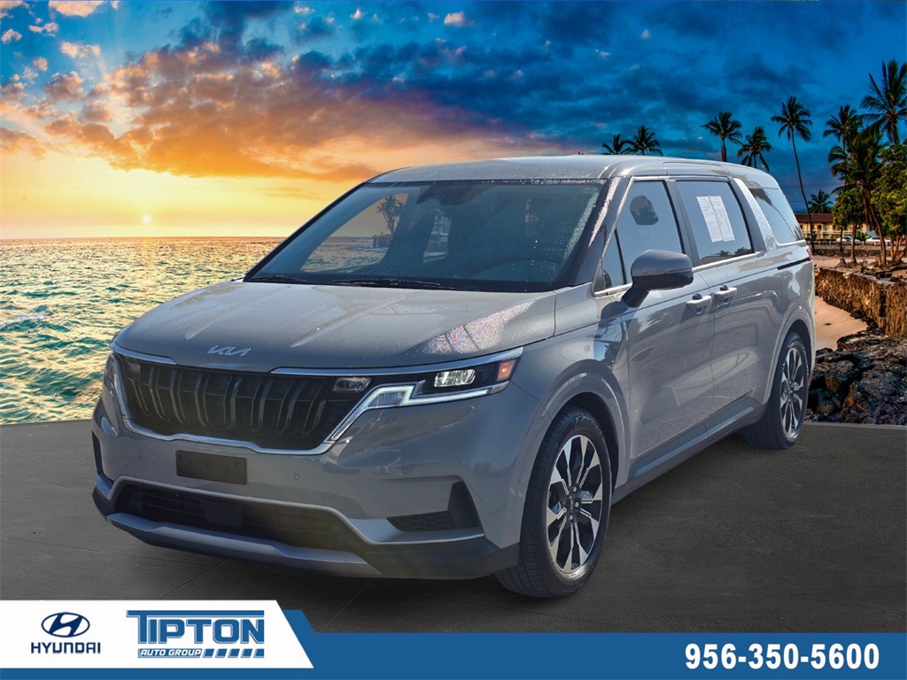 2023 Kia Carnival EX's photo