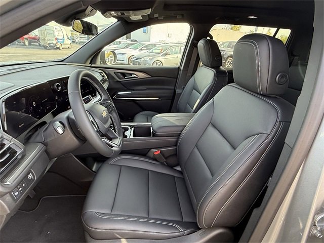2026 Chevrolet Traverse photo 11