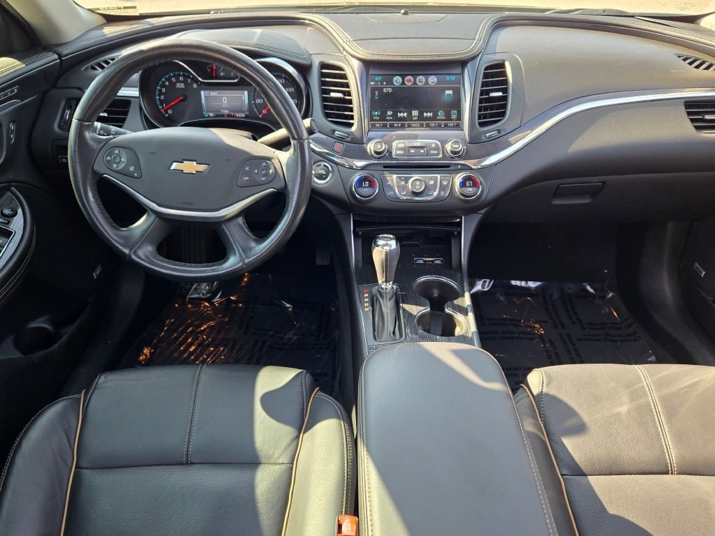 2018 Chevrolet Impala Premier photo 16