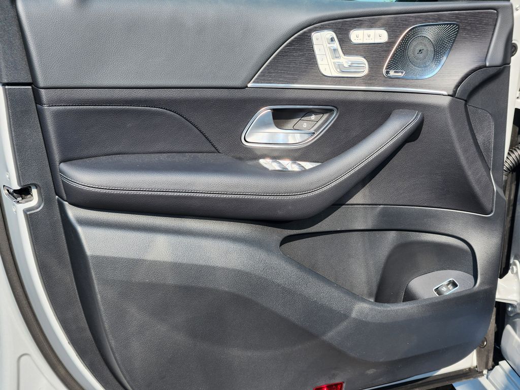 2026 Mercedes Benz GLE 450 Coupe 4MATIC photo 11