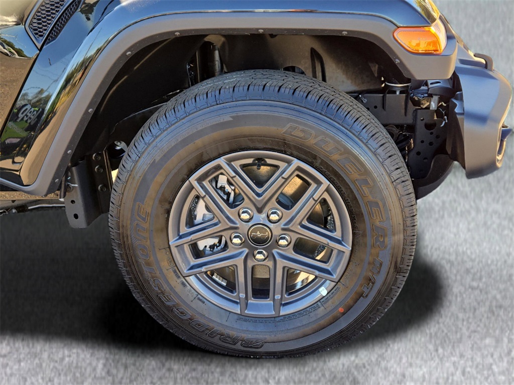 2025 Jeep Gladiator Sport S photo 4