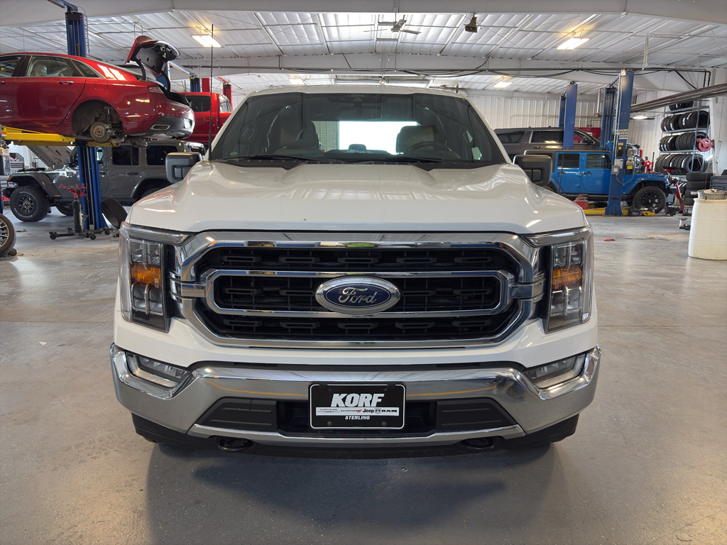 2022 Ford F-150 XLT photo 2