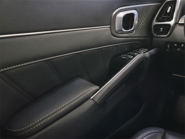 2022 Kia Sorento SX photo 26